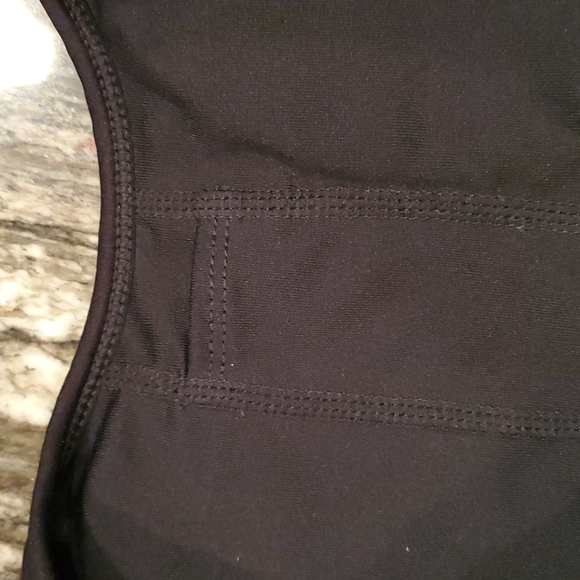 Fabletics Katelyn Medium Impact Sports Bras Sz Medium ⚫ Basic Black Worn 1 or 2x - Picture 7 of 7